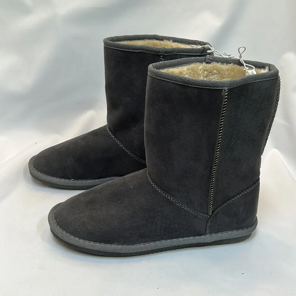 Harper Canyon Emmerson Faux Shearling Boot-Size 5  NWOB